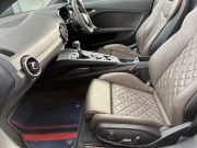 アウディ TT RS ロードスター 中古車