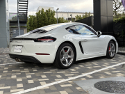 ポルシェ 718 ケイマン 中古車