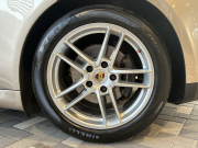 ポルシェ パナメーラ 中古車