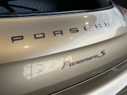 ポルシェ パナメーラ 中古車