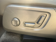 ボルボ XC40 中古車