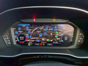 アウディ Q3 中古車