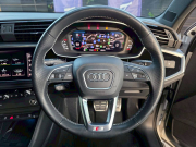 アウディ Q3 中古車