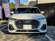 アウディ Q3 中古車