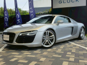 アウディ R8 中古車