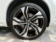 ボルボ XC90 中古車