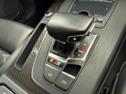 アウディ SQ5 中古車