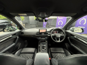 アウディ SQ5 中古車