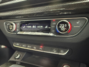 アウディ SQ5 中古車