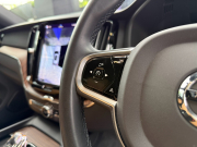 ボルボ XC60 中古車