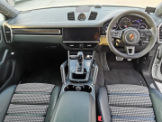 ポルシェ カイエンクーペ 中古車