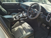 ポルシェ カイエンクーペ 中古車