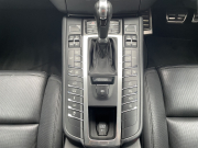 ポルシェ マカン 中古車