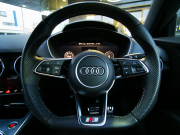 アウディ TTクーペ 中古車