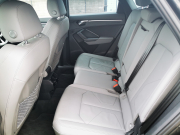 アウディ Q3 中古車