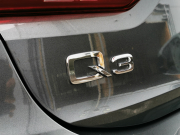 アウディ Q3 中古車