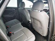 アウディ Q3 中古車