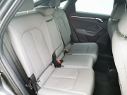 アウディ Q3 中古車