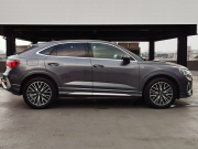 アウディ Q3 中古車