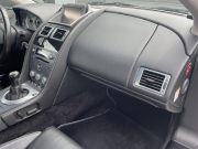 アストンマーティン V8 ヴァンテージ 中古車