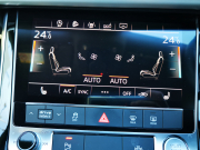 アウディ Q8 中古車