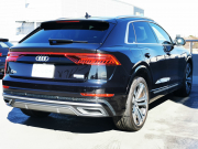 アウディ Q8 中古車