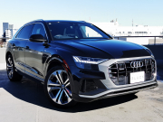 アウディ Q8 中古車