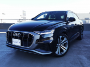 アウディ Q8 中古車