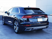 アウディ Q8 中古車