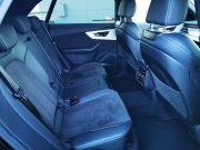 アウディ Q8 中古車