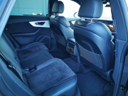 アウディ Q8 中古車