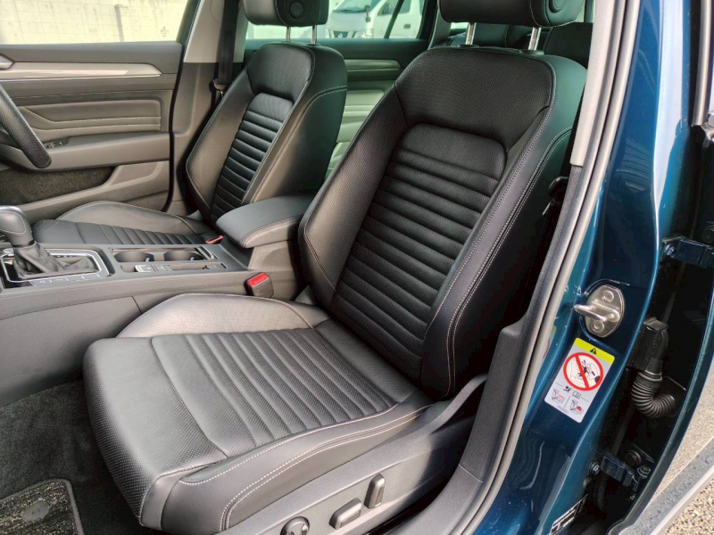 フォルクスワーゲン パサート 中古車