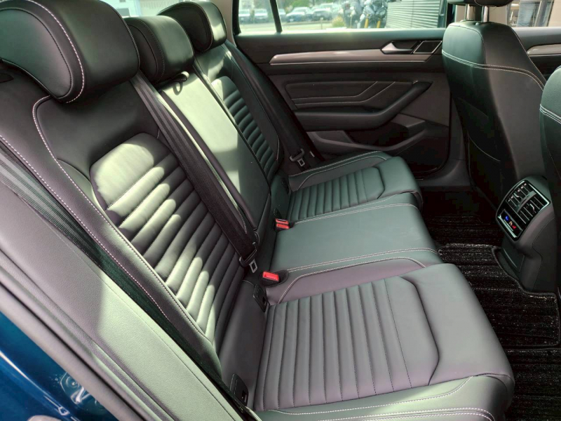 フォルクスワーゲン パサート 中古車