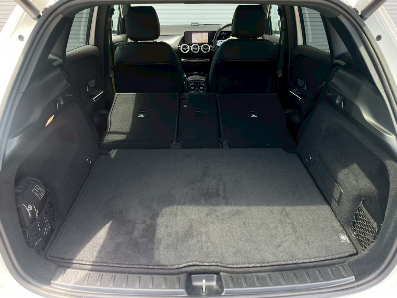 メルセデスベンツ GLA 中古車