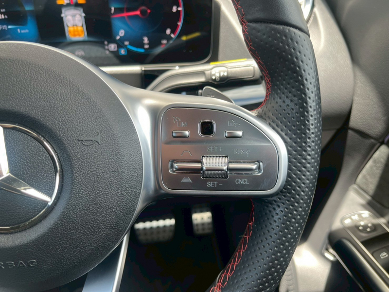 メルセデスベンツ GLA 中古車