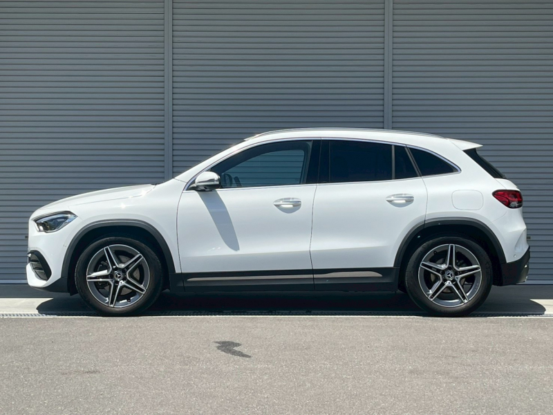 メルセデスベンツ GLA 中古車