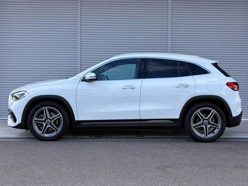 メルセデスベンツ GLA 中古車