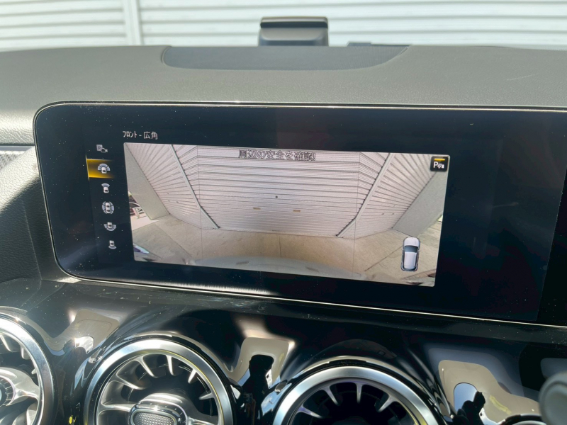 メルセデスベンツ GLA 中古車