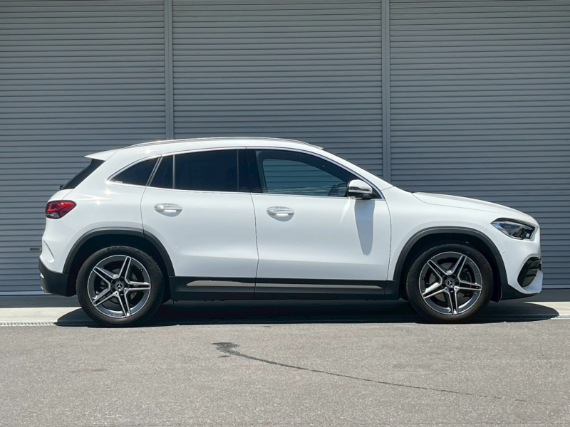 メルセデスベンツ GLA 中古車