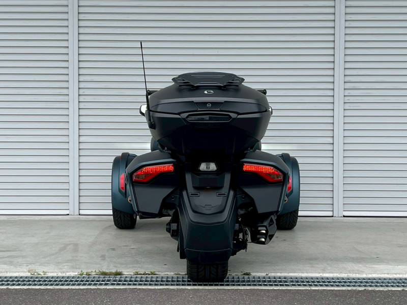 BRP can-nam 中古車
