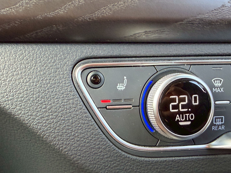 アウディ Q5 中古車