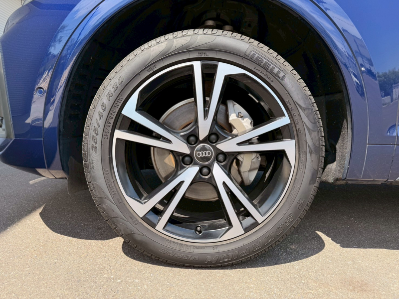 アウディ Q5 中古車