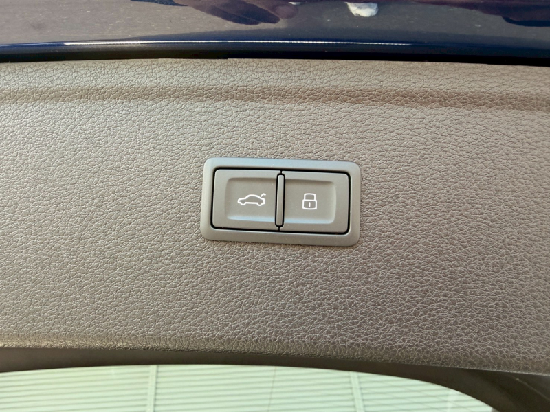 アウディ Q5 中古車