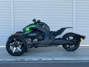 BRP can-nam 中古車