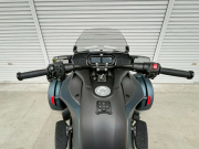 BRP can-nam 中古車