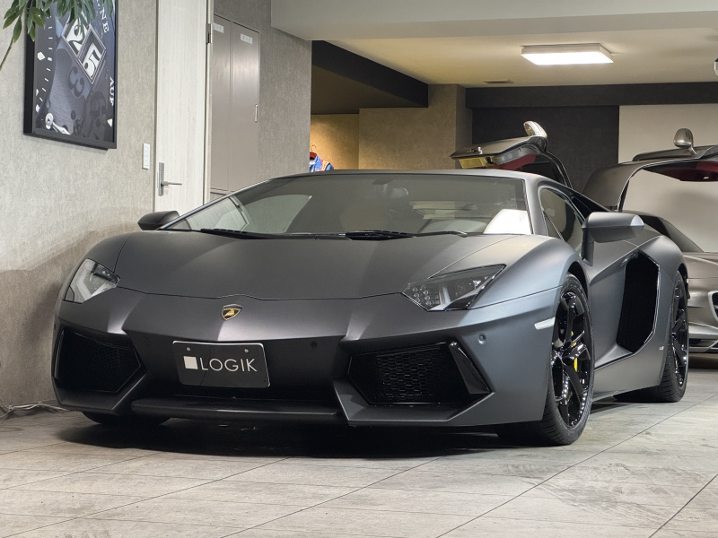 ランボルギーニ アヴェンタドール Aventador LP700-4