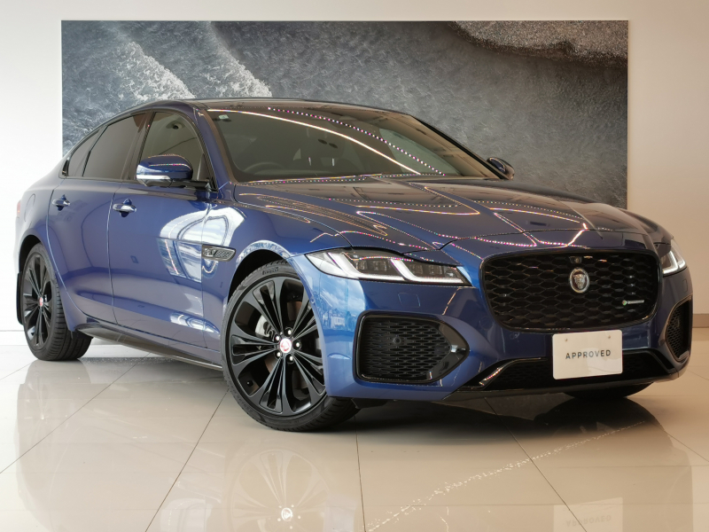 ジャガー XF RダイナミックHSE2.0L P250 サンルーフ MERIDIANサウンド フロントシートヒーター HUD ACC 3Dサラウンドカメラ 禁煙車 スライディングパノラミックリーフ　クリアサイトリアビューモニター サンルーフ MERIDIAN フロントシートヒーター HUD 3Dサラウンドカメラ アダクティブクルーズコントロール