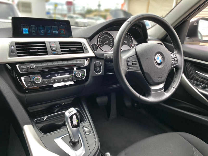BMW 3シリーズ 中古車