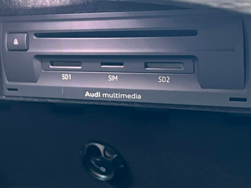 アウディ Q7 中古車