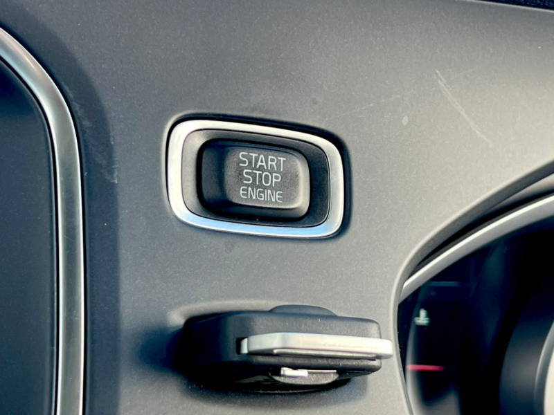 ボルボ V40 中古車